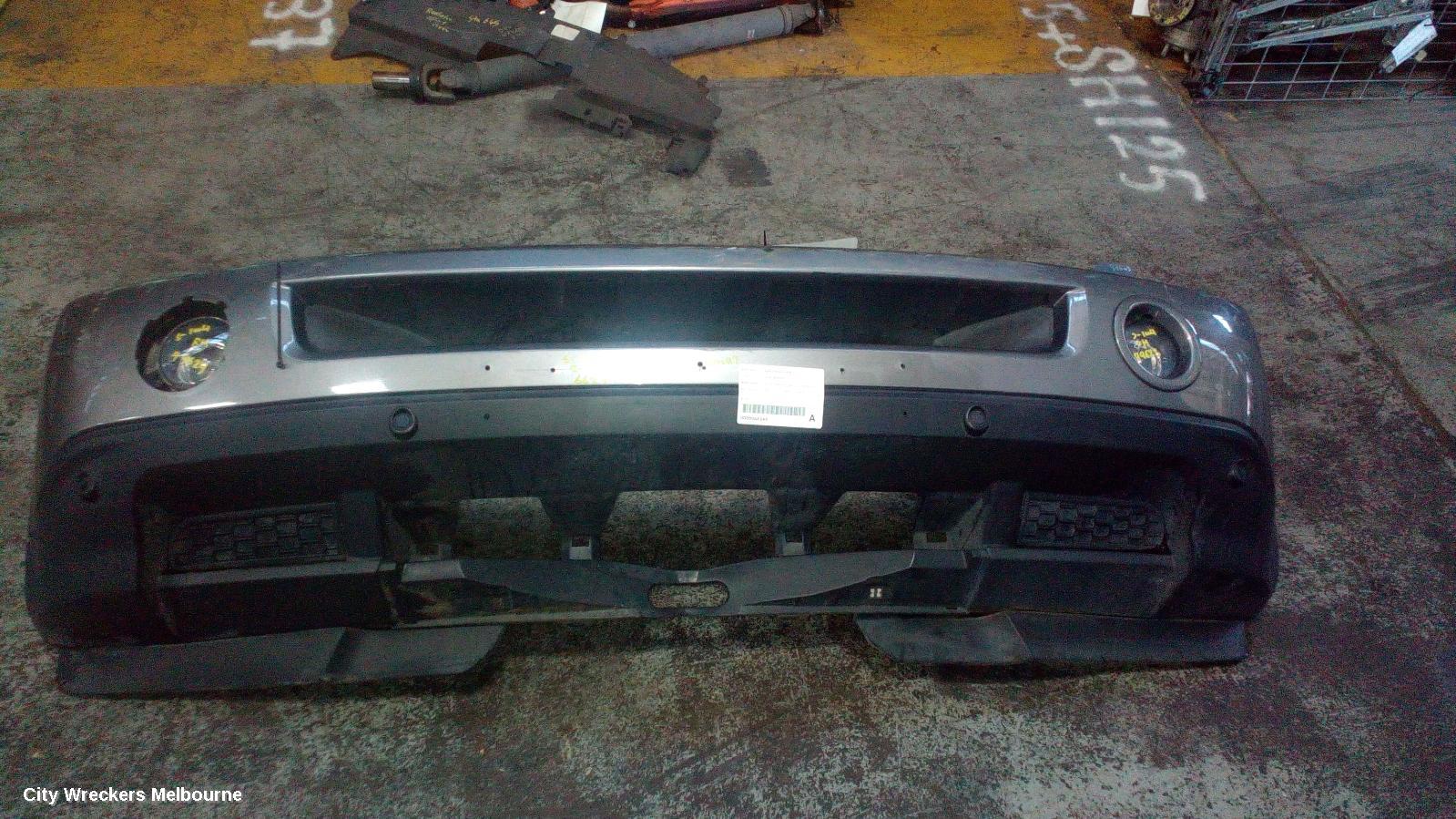 LAND ROVER RANGEROVER SPORT FRONT BUMPER, BUMPER BAR, 2.7/4.4, W/ PARK SENSORS, L320, 08/2005 - 09/2009