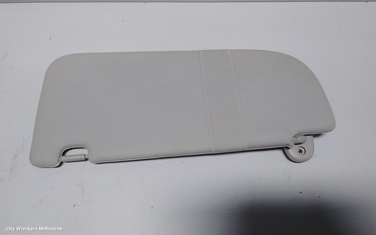 HOLDEN COLORADO SUNVISOR, RG 7, RH SIDE, 12/2012 - 06/2016