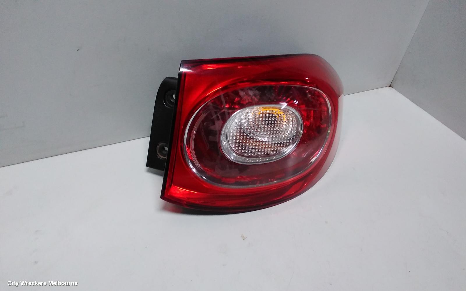 VOLKSWAGEN TIGUAN RIGHT TAILLIGHT, 5N, 05/2008 - 06/2011