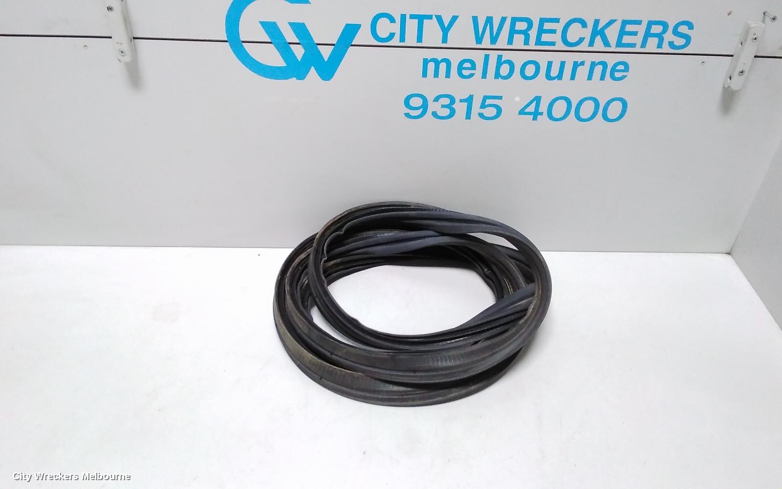 SUBARU IMPREZA, G5, 09/2016 - 09/2023, LHR DOOR SEAL ON TE BODY: 66343