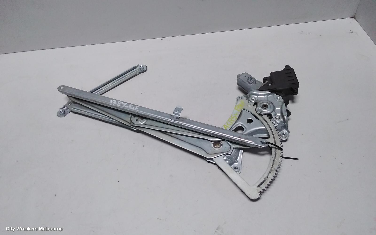 TOYOTA TARAGO RIGHT FRONT WINDOW REG/MOTOR, ACR50R, POWER, 03/2006 - 06/2020