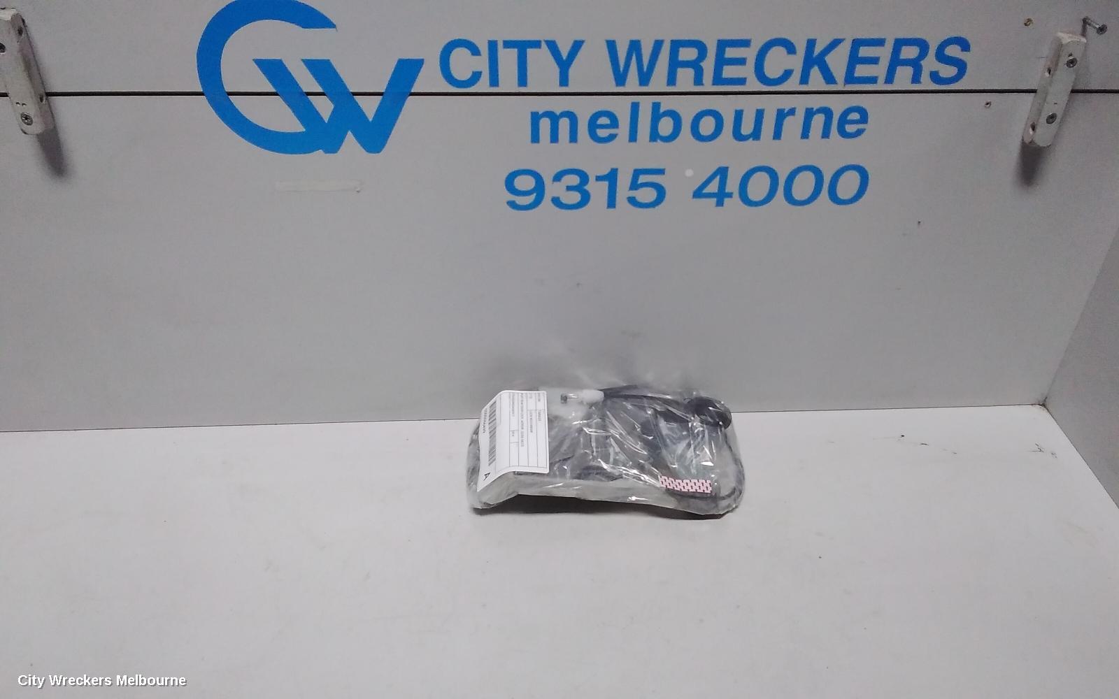 TOYOTA TARAGO DOOR/BOOT/GATE LOCK, RIGHT REAR DOOR LOCK, FRONT (LOWER), ACR50R/GSR50R, 01/2006 - 06/2020