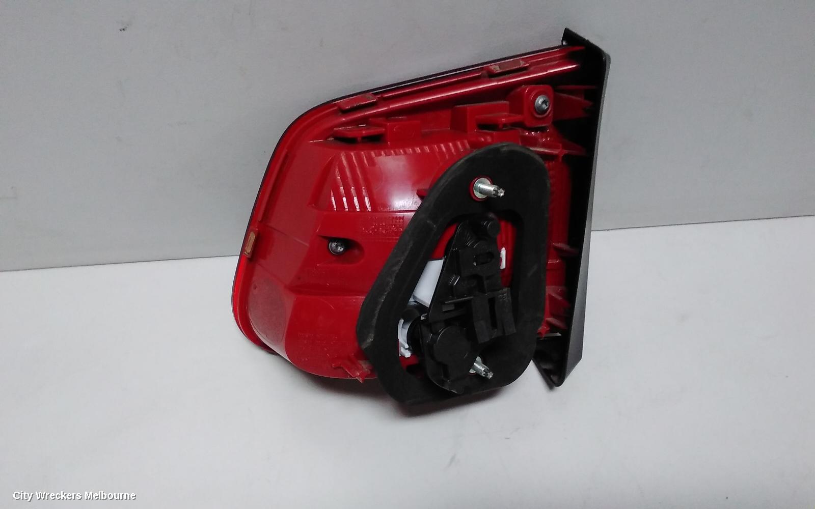 VOLKSWAGEN TIGUAN REAR GARNISH, TAILGATE LAMP (LH SIDE), 5N, 07/2011 - 08/2016