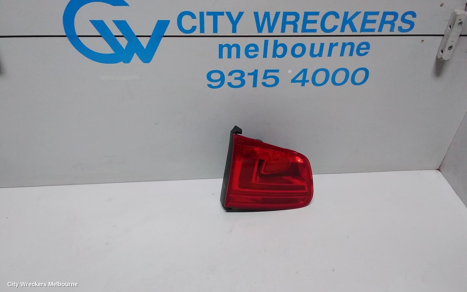 VOLKSWAGEN TIGUAN REAR GARNISH, TAILGATE LAMP (LH SIDE), 5N, 07/2011 - 08/2016