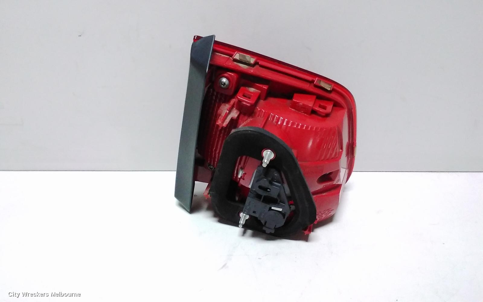 VOLKSWAGEN TIGUAN REAR GARNISH, TAILGATE LAMP (RH SIDE), 5N, 07/2011 - 08/2016