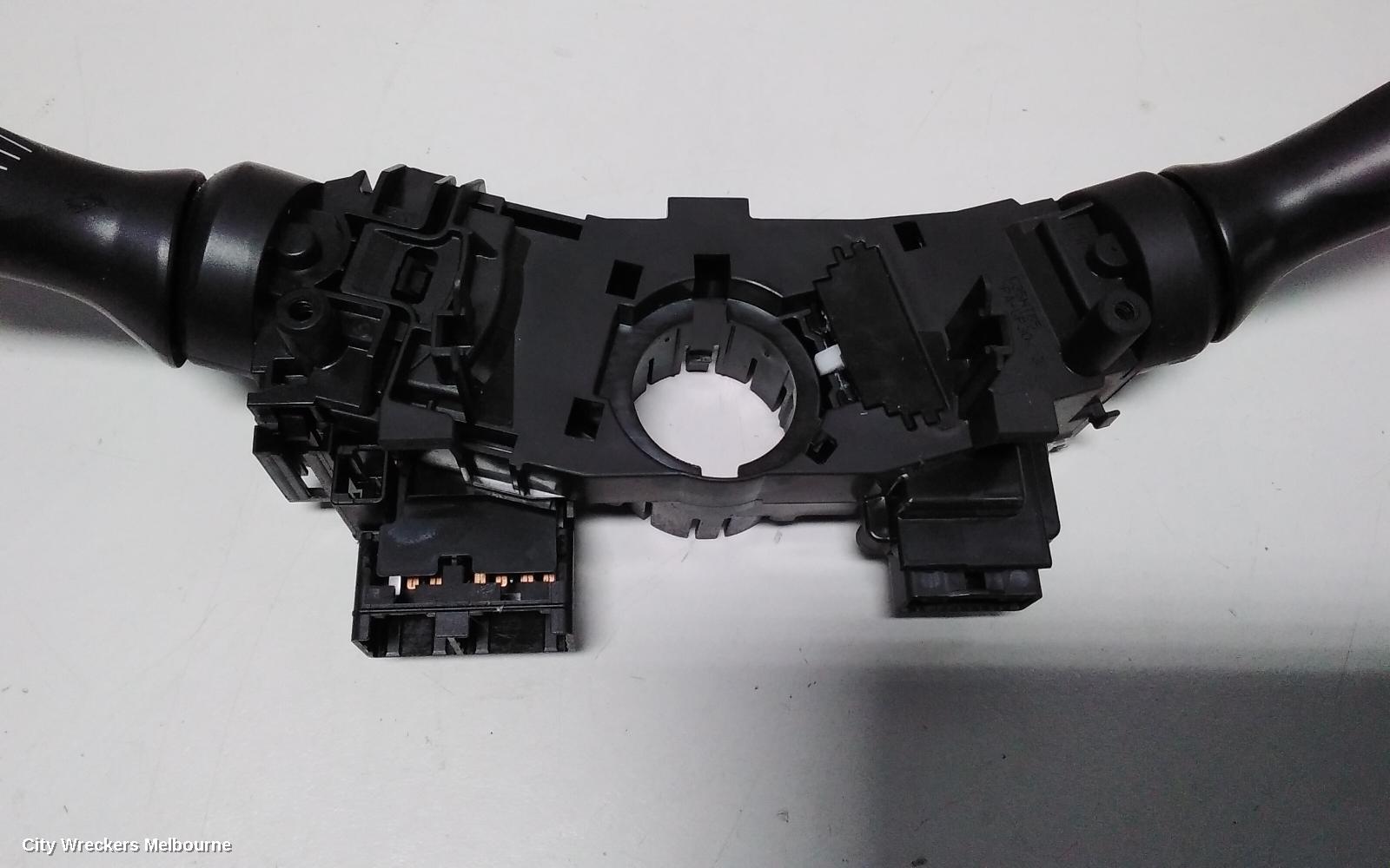TOYOTA KLUGER COMBINATION SWITCH, FLASHER SWITCH, GSU40-GSU45, W/ FOGLAMP TYPE, 05/2007 - 12/2013