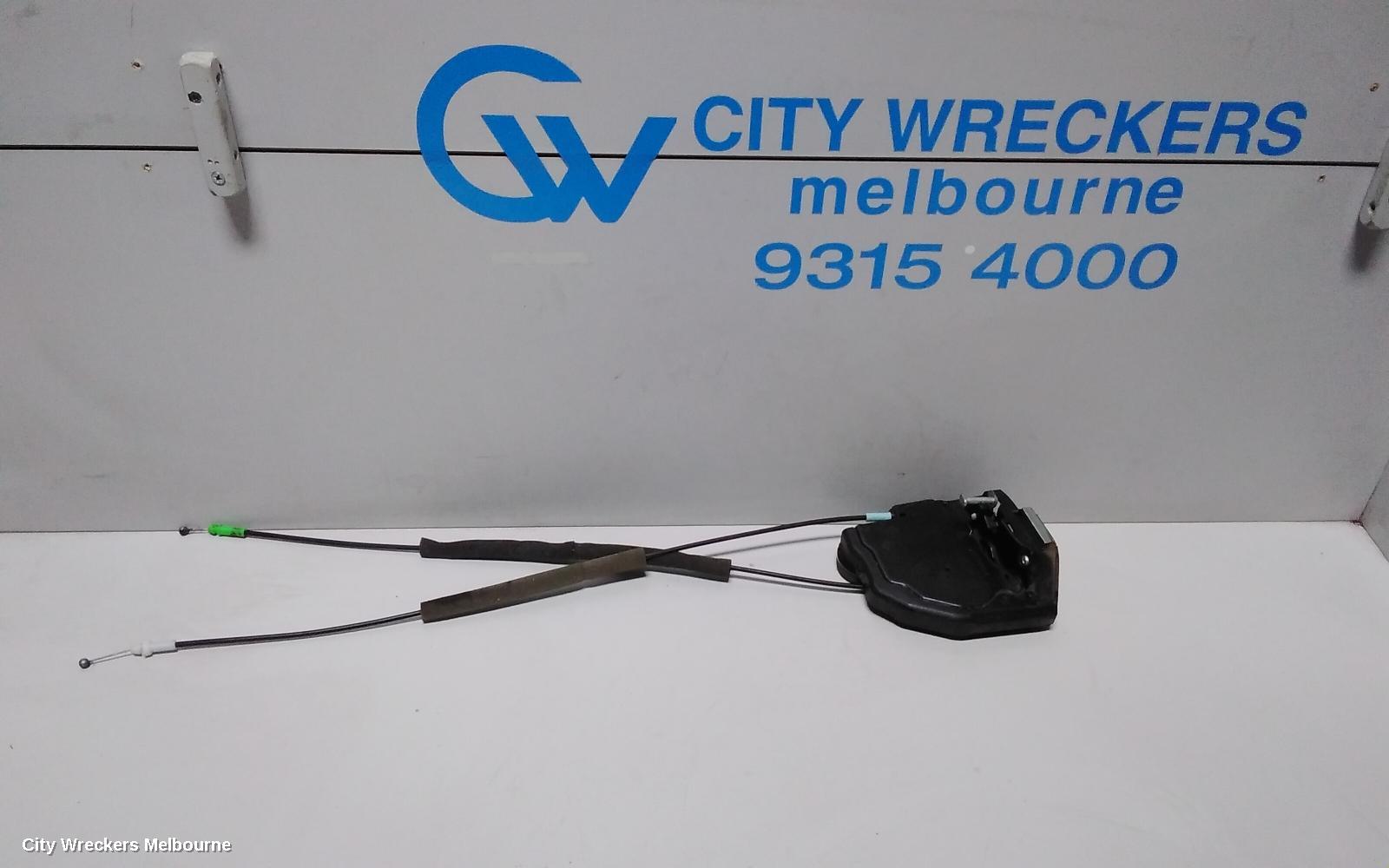 TOYOTA KLUGER DOOR/BOOT/GATE LOCK, RIGHT REAR DOOR LOCK, GSU40-GSU45, 05/2007 - 06/2010