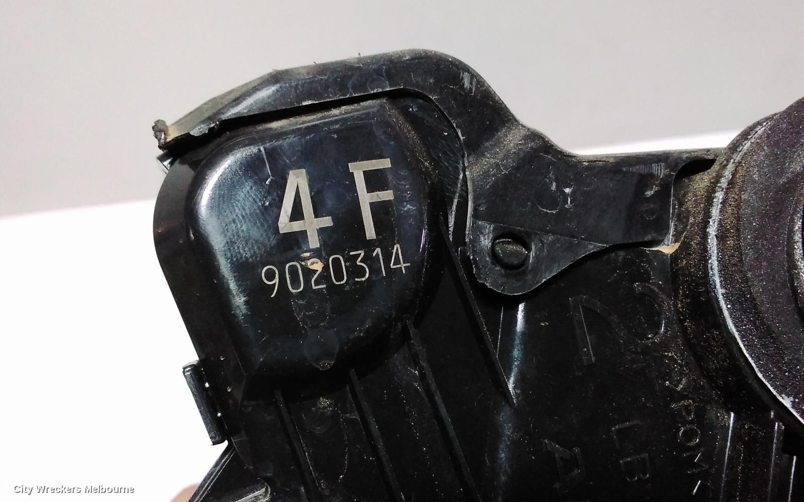 TOYOTA KLUGER DOOR/BOOT/GATE LOCK, LEFT FRONT DOOR LOCK, GSU40-GSU45, 05/2007 - 06/2010