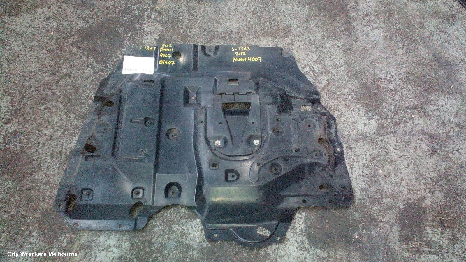 PEUGEOT 4007 LOWER ENGINE SPLASH TRAY