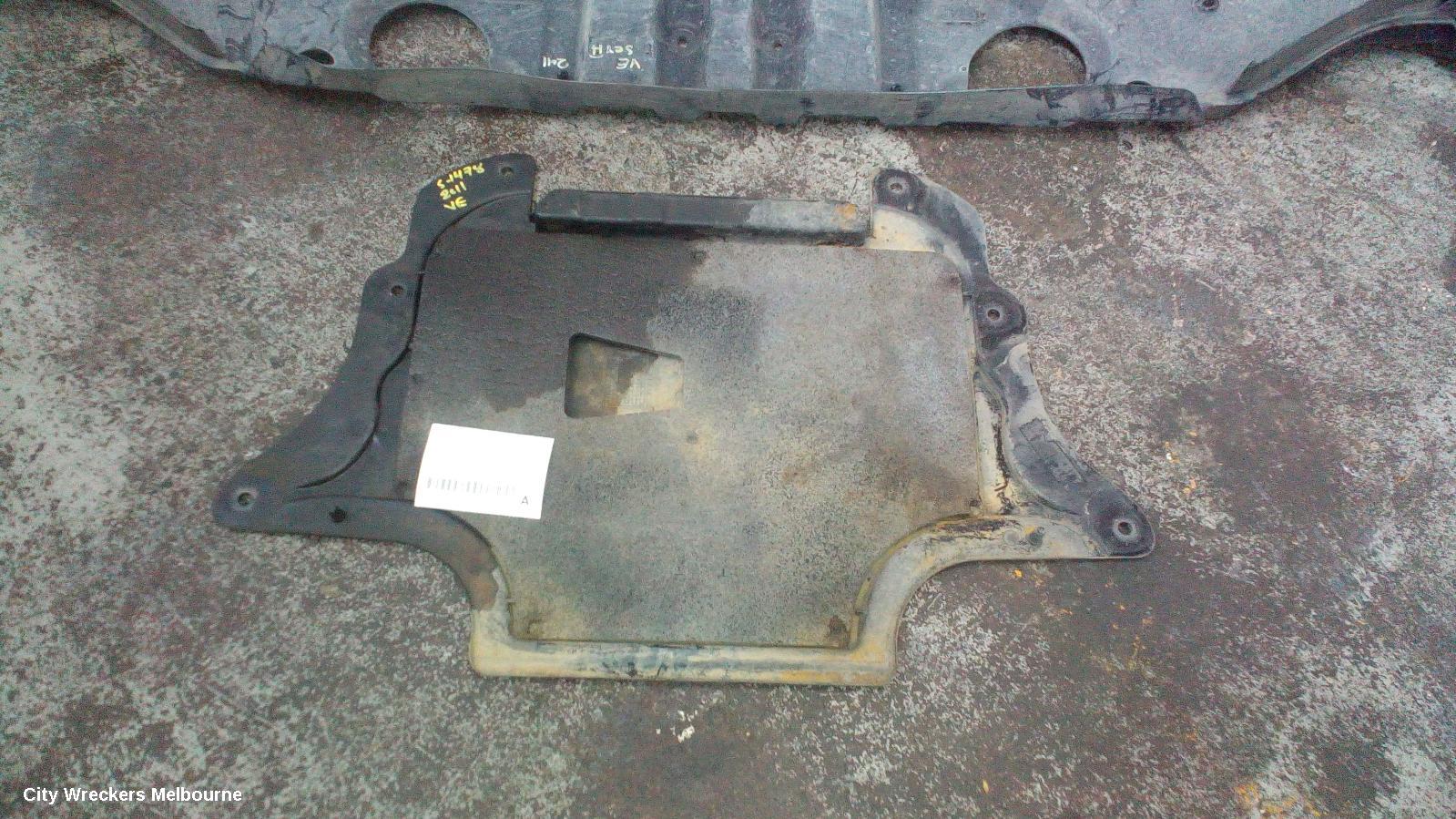 HOLDEN COMMODORE LOWER ENGINE SPLASH TRAY, VE, REAR ENGINE UNDERCOVER, 08/2006 - 05/2013