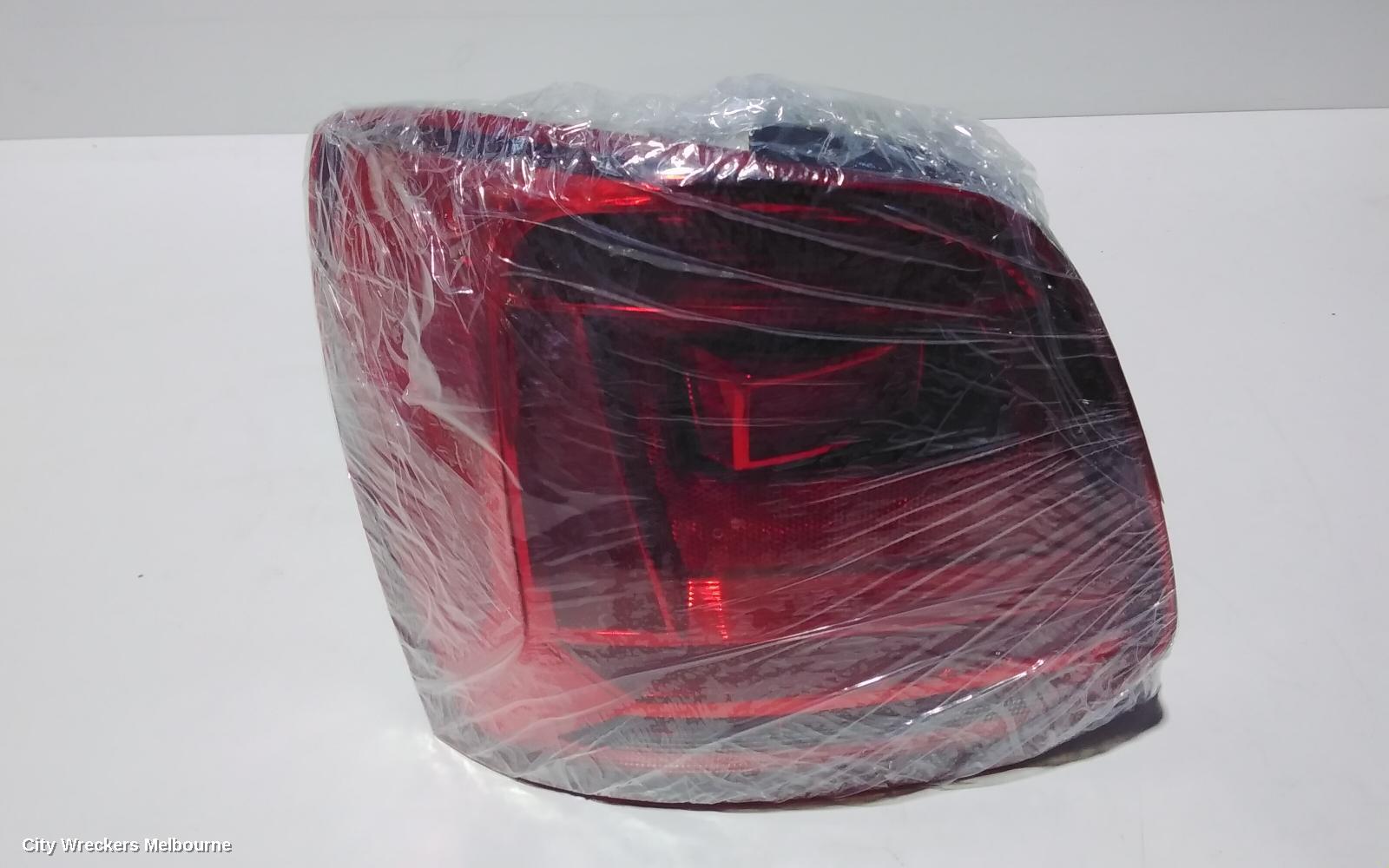 VOLKSWAGEN POLO LEFT TAILLIGHT, 6R, COMFORTLINE/TRENDLINE, RED INSERT TYPE, 05/2014 - 09/2017
