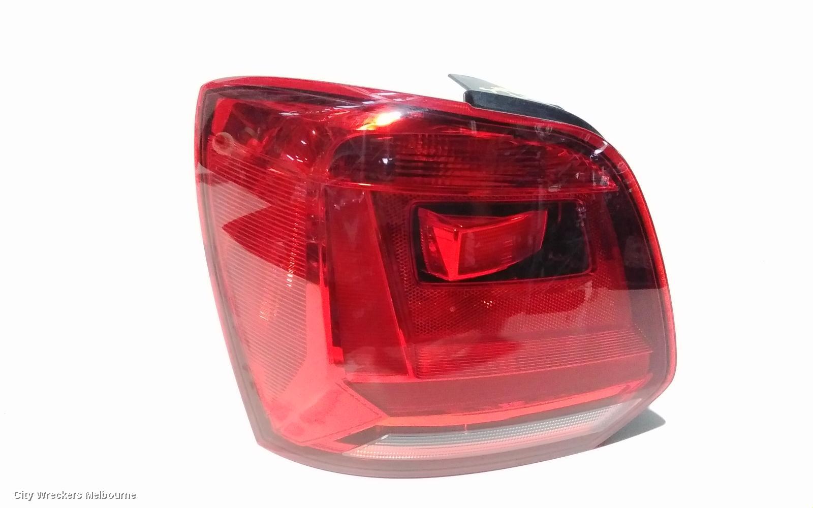 VOLKSWAGEN POLO LEFT TAILLIGHT, 6R, COMFORTLINE/TRENDLINE, RED INSERT TYPE, 05/2014 - 09/2017