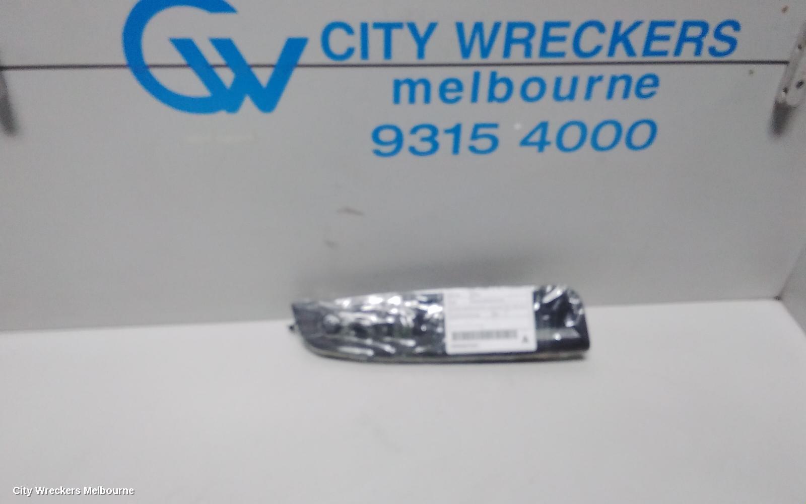 VOLKSWAGEN JETTA PWR DR WIND SWITCH, RH FRONT (MASTER SWITCH), 4 SWITCHES TYPE, 1KM, 02/2006 - 07/2011