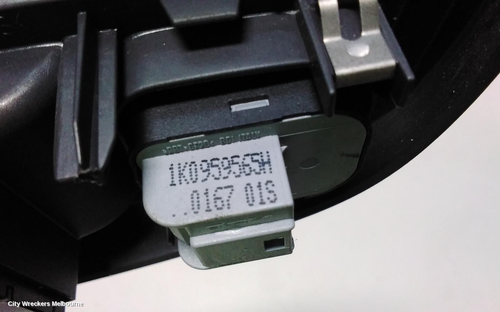 VOLKSWAGEN JETTA PWR DR WIND SWITCH, RH FRONT (MASTER SWITCH), 4 SWITCHES TYPE, 1KM, 02/2006 - 07/2011