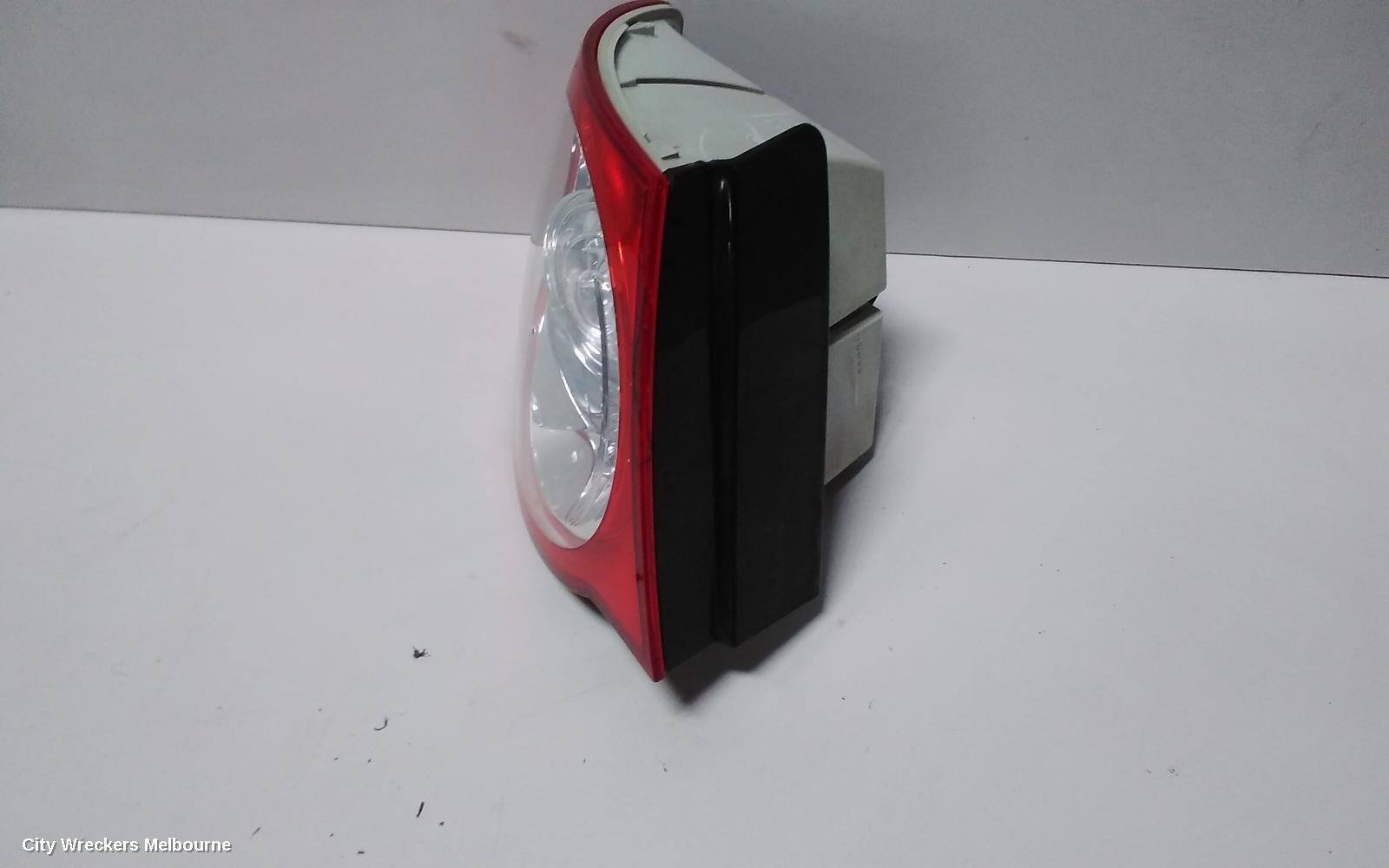 VOLKSWAGEN JETTA LEFT TAILLIGHT, 1KM, 02/2006 - 07/2011
