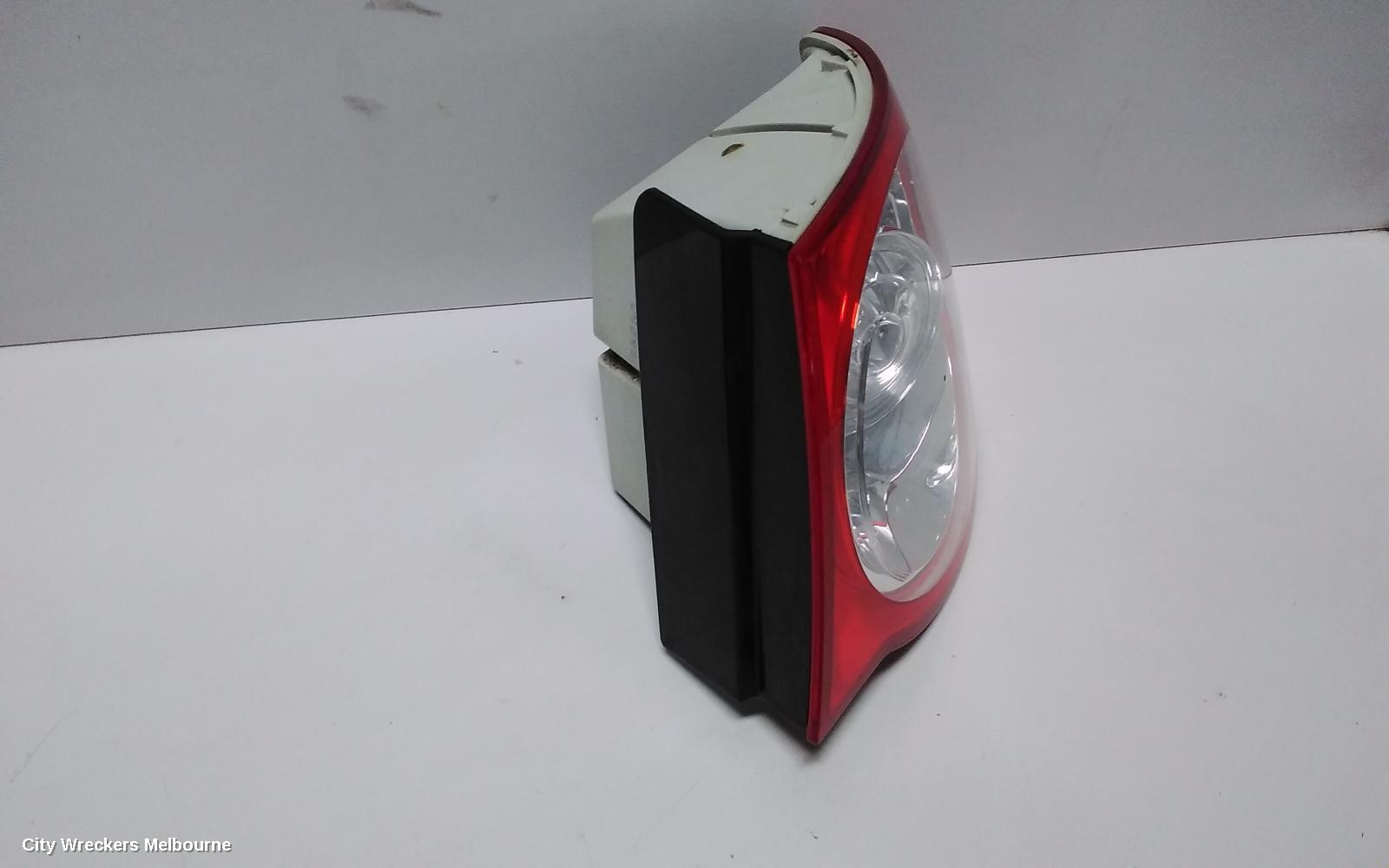 VOLKSWAGEN JETTA RIGHT TAILLIGHT, 1KM, 02/2006 - 07/2011