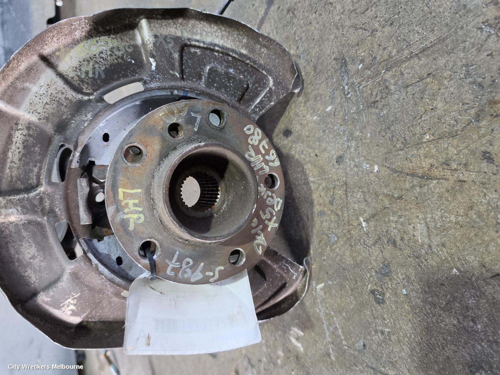 BMW X5 LEFT REAR HUB ASSEMBLY, E70, 12/2006 - 08/2013