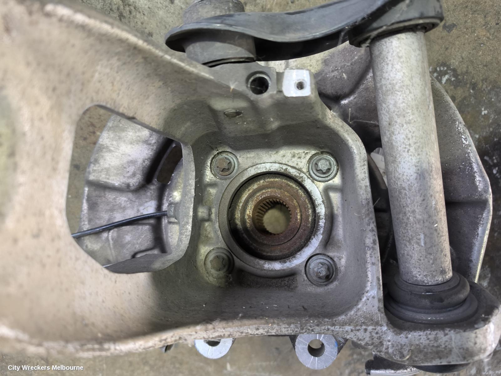 BMW X5 LEFT REAR HUB ASSEMBLY, E70, 12/2006 - 08/2013