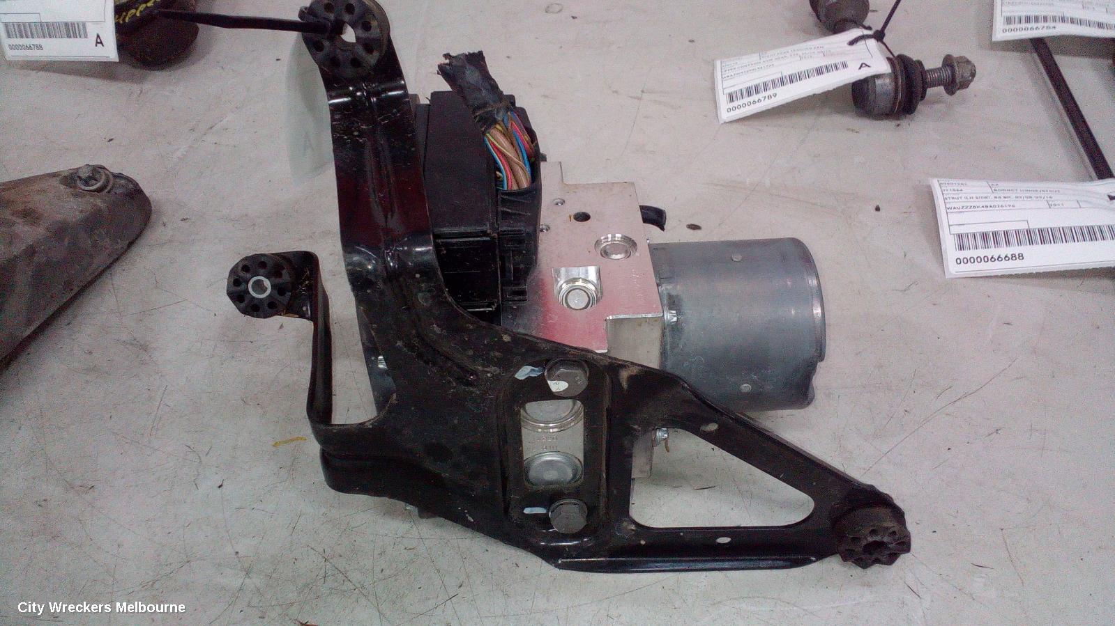 BMW X5 ABS PUMP/MODULATOR, E70, P/N 34516780125, 03/2007 - 08/2013
