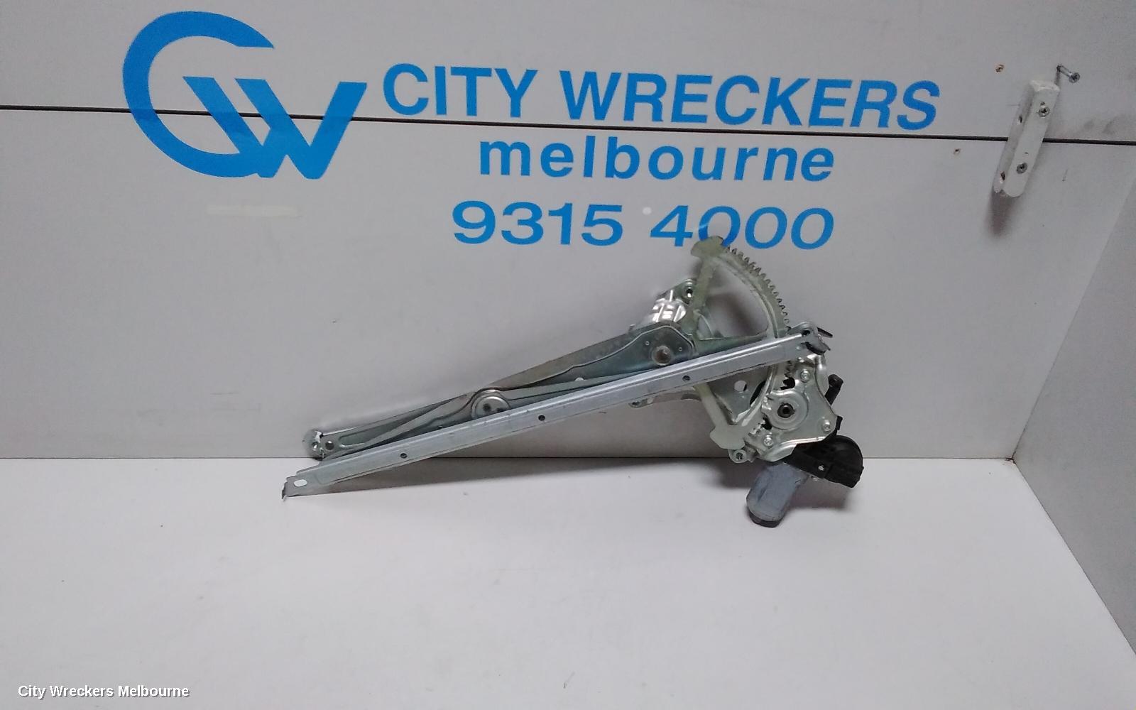 TOYOTA COROLLA LEFT FRONT WINDOW REG/MOTOR, ZRE182R, HATCH, 10/2012 - 12/2013