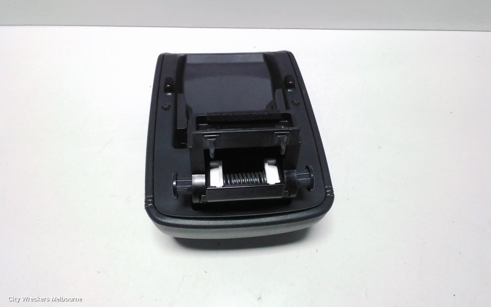 MAZDA CX3 CONSOLE, DK, 03/2015 ONWARDS