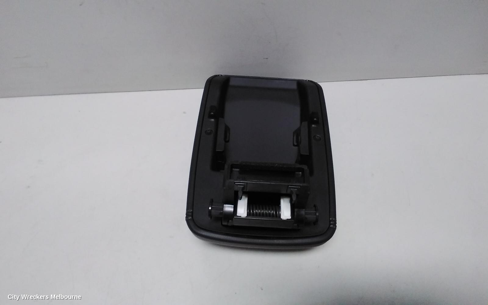MAZDA CX3 CONSOLE, DK, 03/2015 ONWARDS