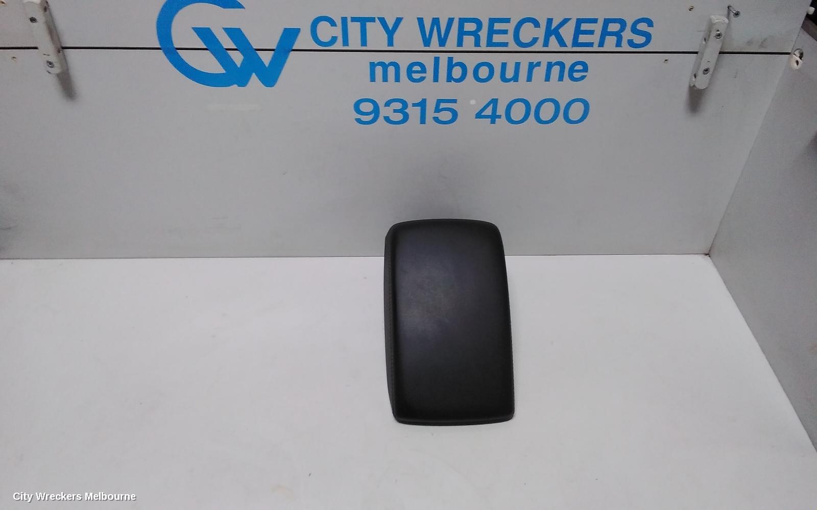 MAZDA CX3 CONSOLE, DK, 03/2015 ONWARDS