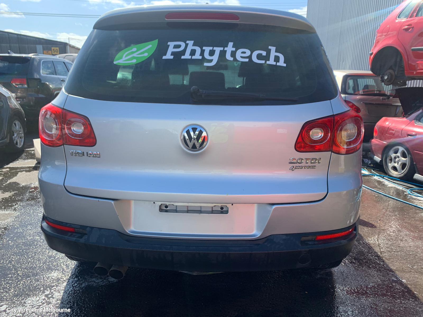 VOLKSWAGEN TIGUAN REAR BUMPER, 5N, NON PARK SENSOR TYPE, 05/2008 - 06/2011
