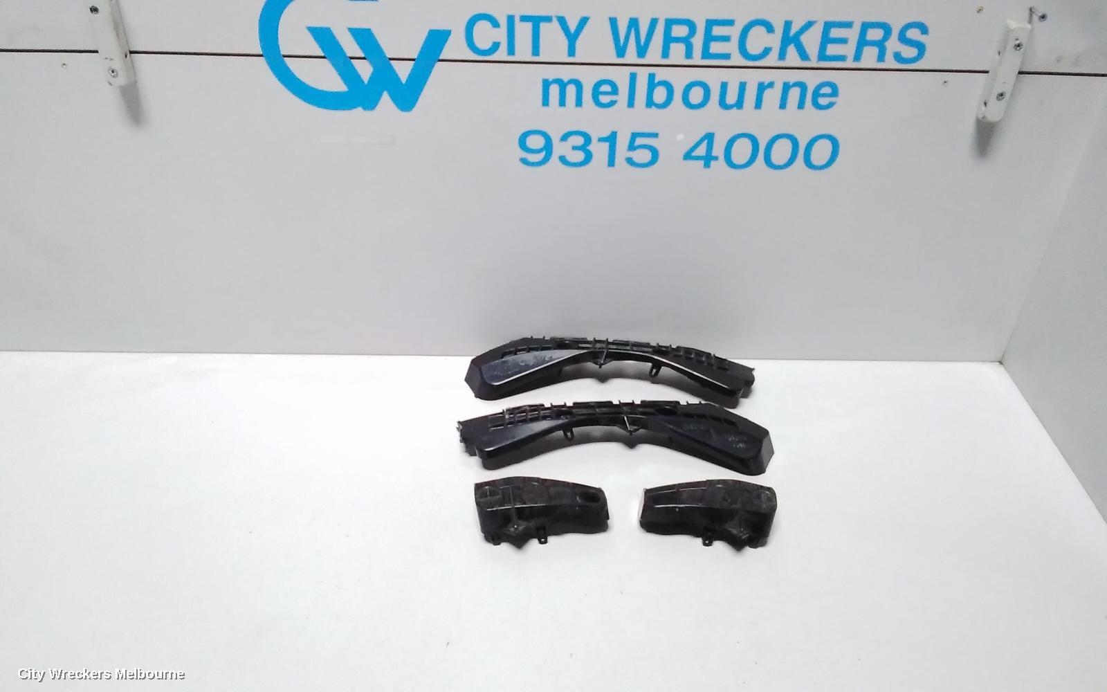 TOYOTA COROLLA, 150 SERIES, 03/2007 - 12/2013, BAR SLIDE BOTH SIDES: 66859
