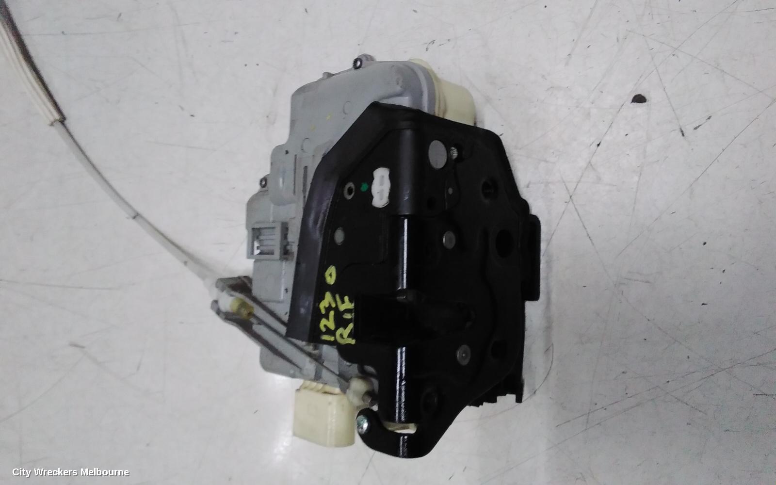 AUDI Q7 DOOR/BOOT/GATE LOCK, RIGHT FRONT DOOR LOCK, 4L, P/N 3C2837016A, 09/2006 - 11/2009