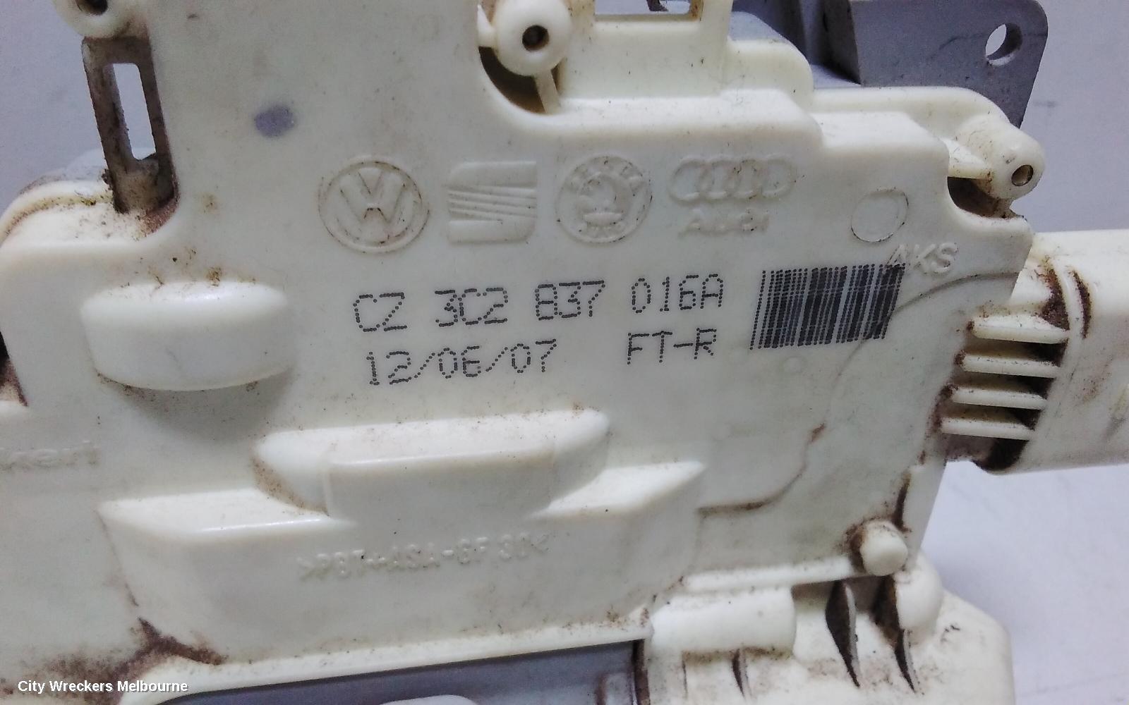 AUDI Q7 DOOR/BOOT/GATE LOCK, RIGHT FRONT DOOR LOCK, 4L, P/N 3C2837016A, 09/2006 - 11/2009
