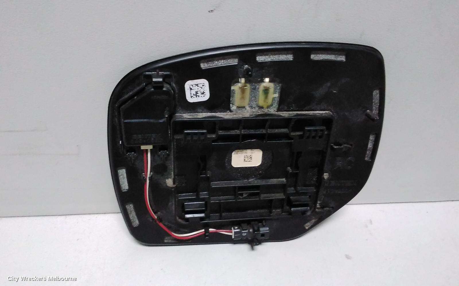 SUBARU LIBERTY RIGHT DOOR MIRROR, 6TH GEN, POWER FOLD, W/ BLIND SPOT TYPE, 02/2016 - 12/2017