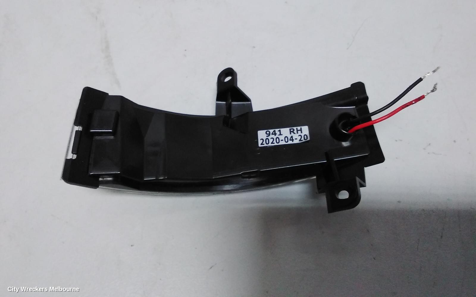 SUBARU LIBERTY RIGHT DOOR MIRROR, 6TH GEN, POWER FOLD, W/ BLIND SPOT TYPE, 02/2016 - 12/2017