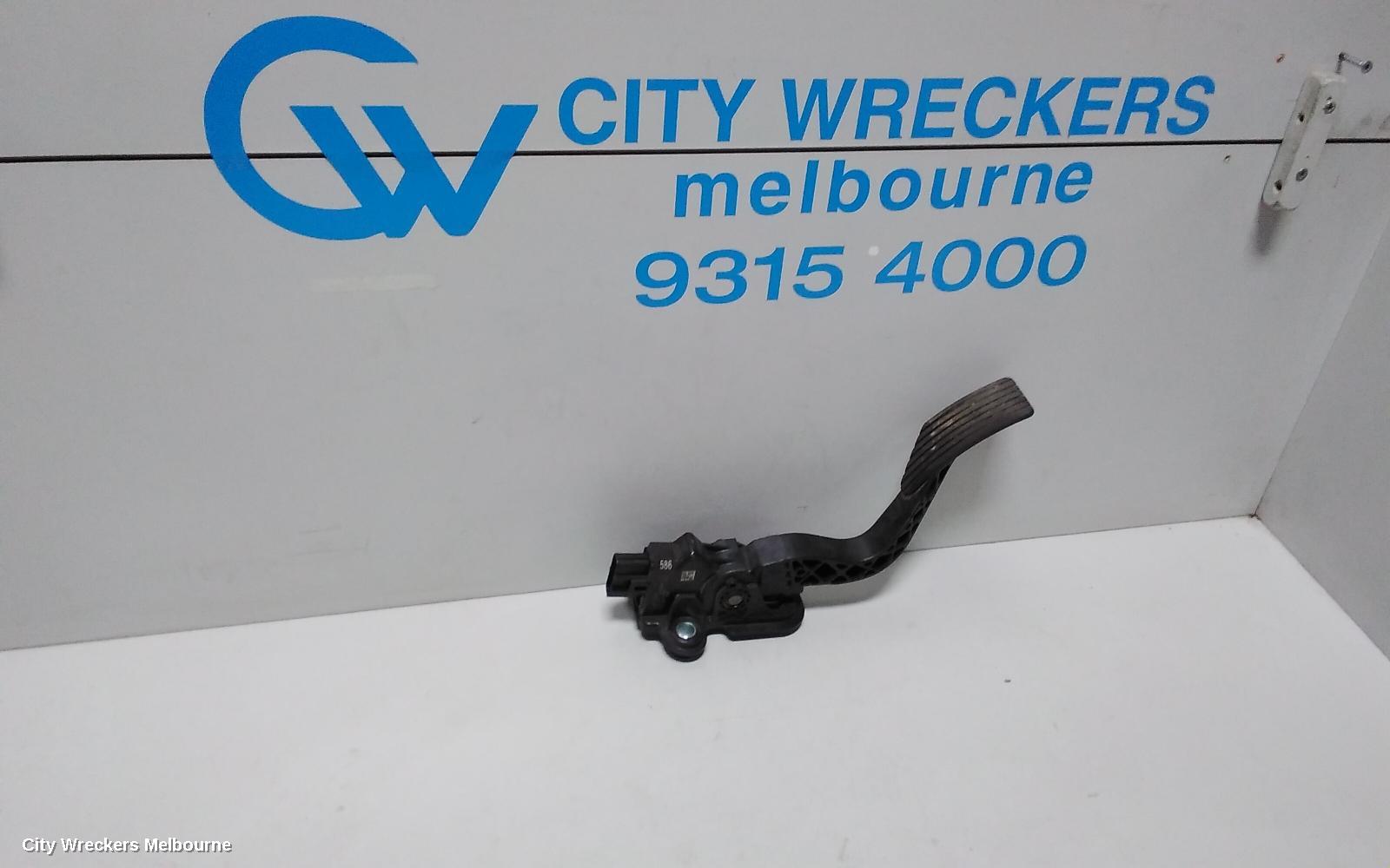 JEEP COMPASS PEDAL ASSEMBLY, MK, ACCELERATOR PEDAL, 01/2012 - 12/2016