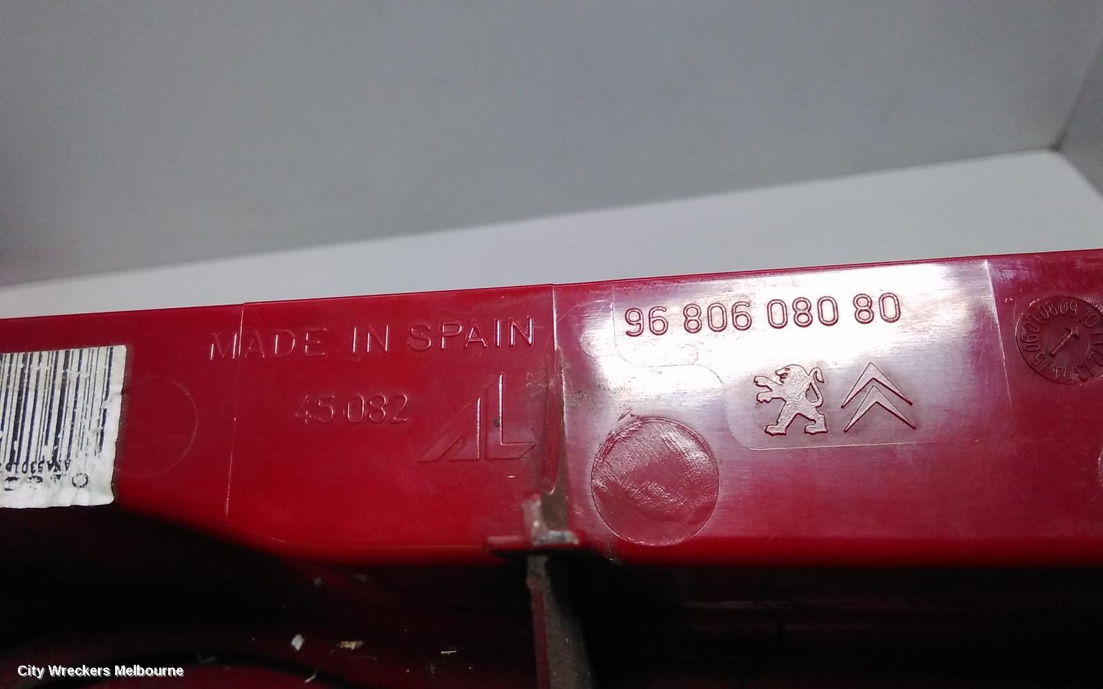 PEUGEOT PARTNER LEFT TAILLIGHT, 09/2008 - 01/2015