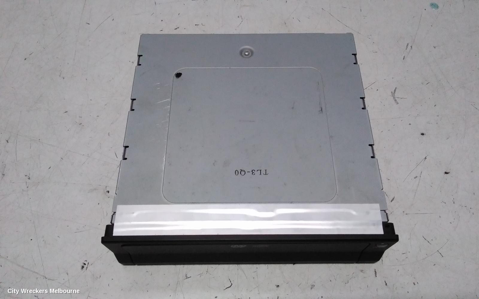HONDA ACCORD RADIO/CD/DVD/SAT/TV, DVD ROM, 8TH GEN, EURO (VIN JHMCU), 02/2008 - 12/2015