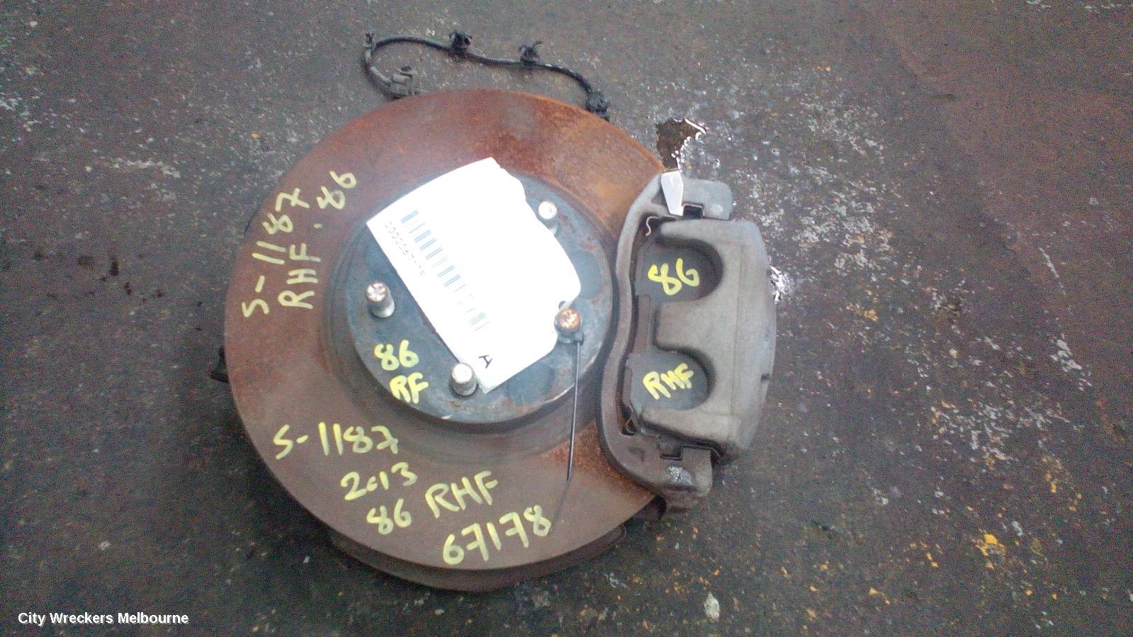 TOYOTA 86 RIGHT FRONT HUB ASSEMBLY, ZN6, GT, 277MM DIA DISC, 04/2012 ONWARDS