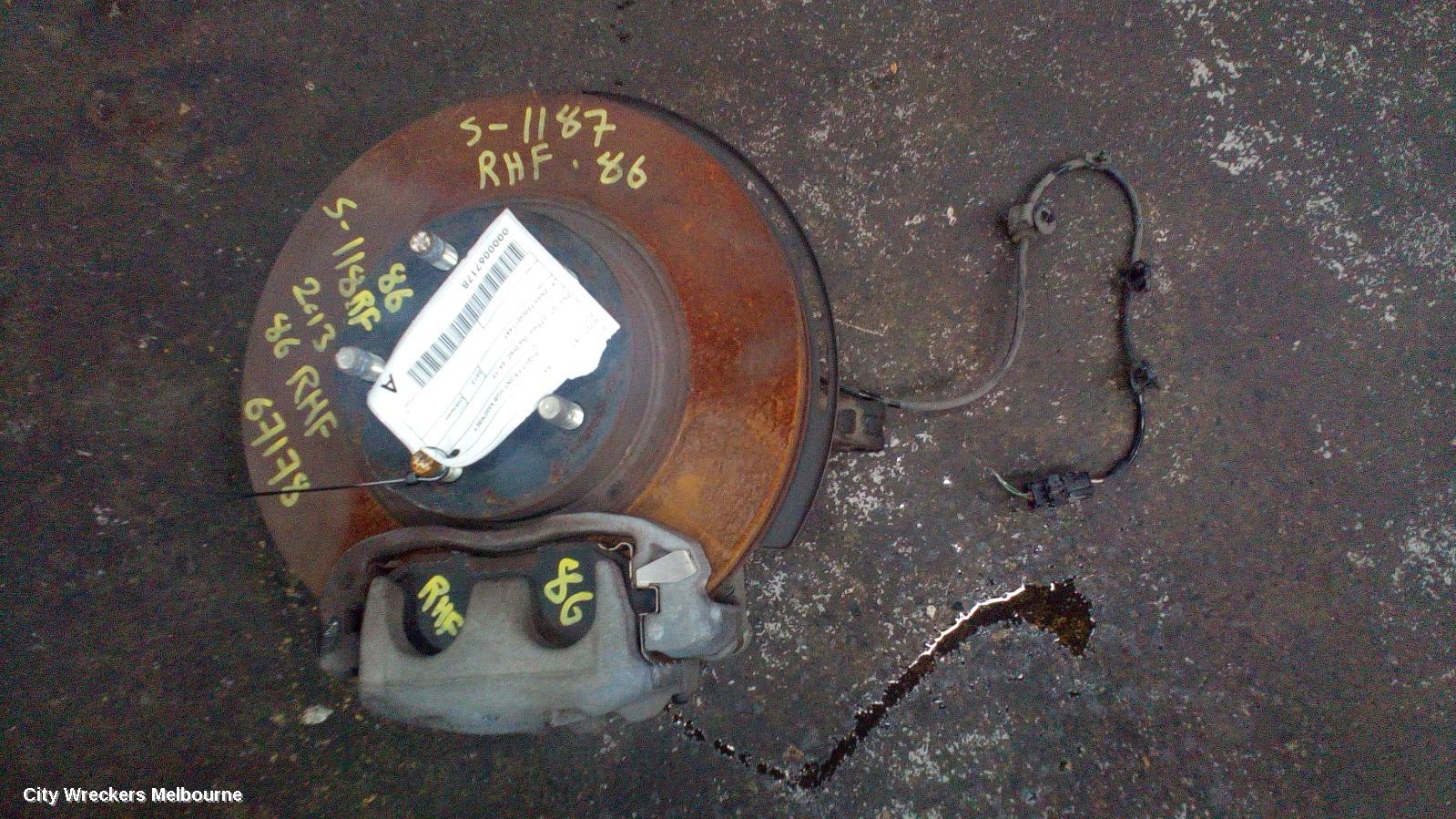 TOYOTA 86 RIGHT FRONT HUB ASSEMBLY, ZN6, GT, 277MM DIA DISC, 04/2012 ONWARDS