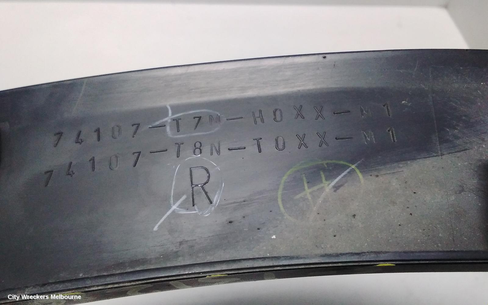 HONDA HRV WHEEL ARCH FLARE, RH FRONT, RU5, 12/2014 - 10/2021