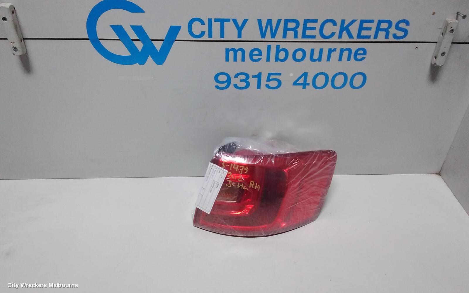 VOLKSWAGEN JETTA RIGHT TAILLIGHT, 1B, 02/2011 - 10/2014