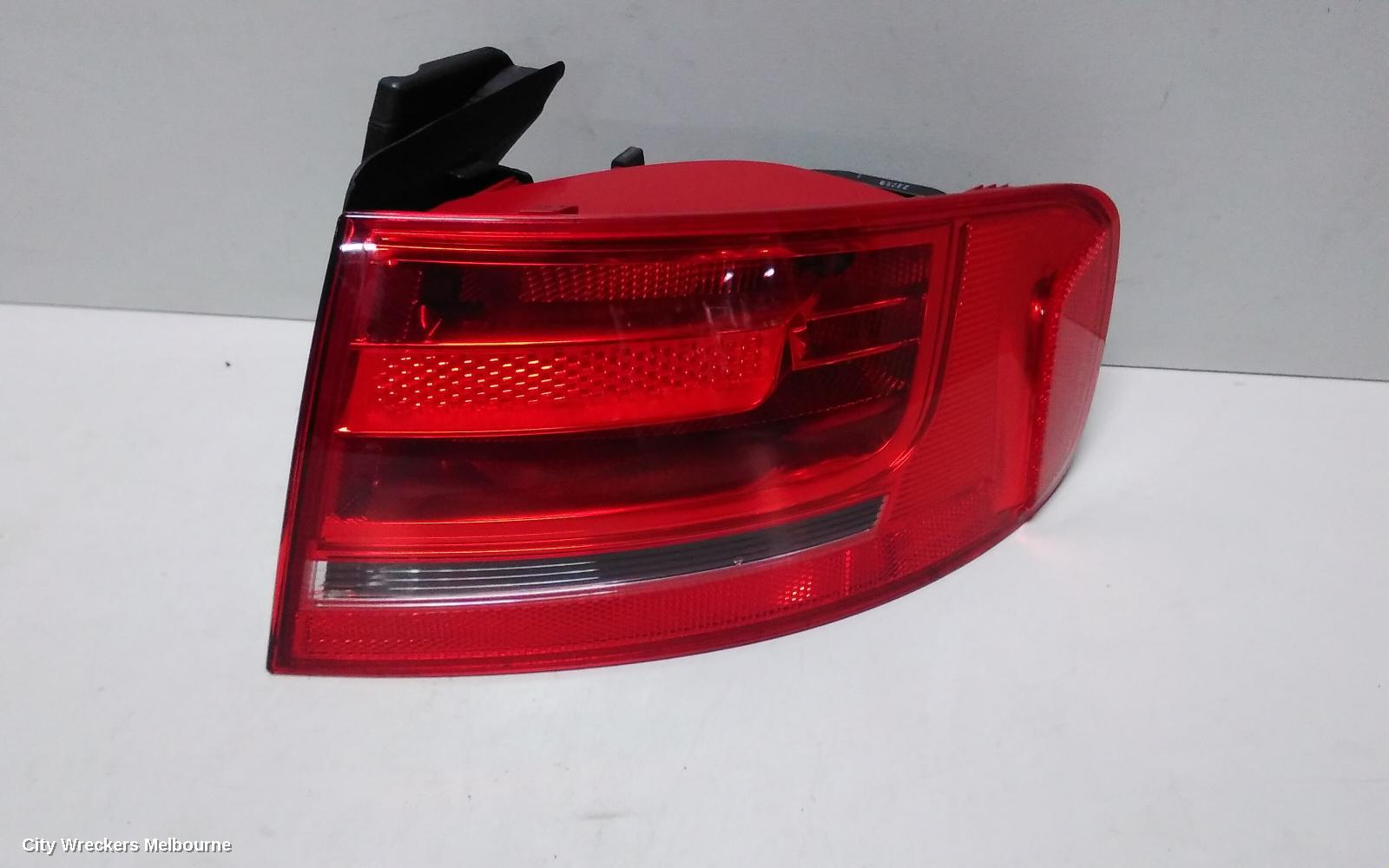 AUDI A4 RIGHT TAILLIGHT, B8 8K (A4), SEDAN, STANDARD TYPE, 02/2008 - 06/2012