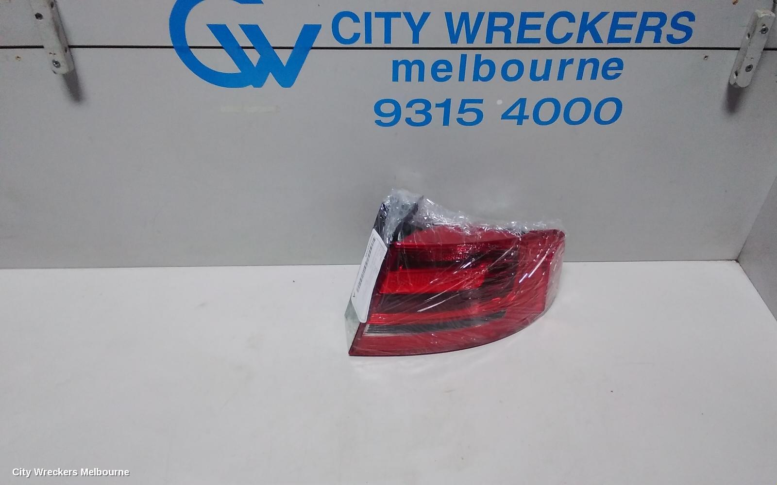 AUDI A4 RIGHT TAILLIGHT, B8 8K (A4), SEDAN, STANDARD TYPE, 02/2008 - 06/2012