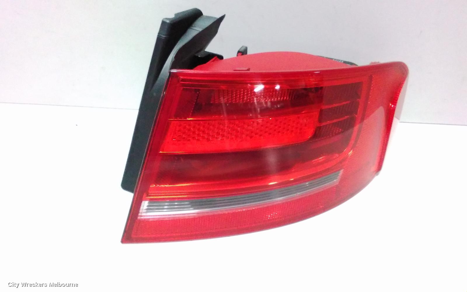 AUDI A4 RIGHT TAILLIGHT, B8 8K (A4), SEDAN, STANDARD TYPE, 02/2008 - 06/2012