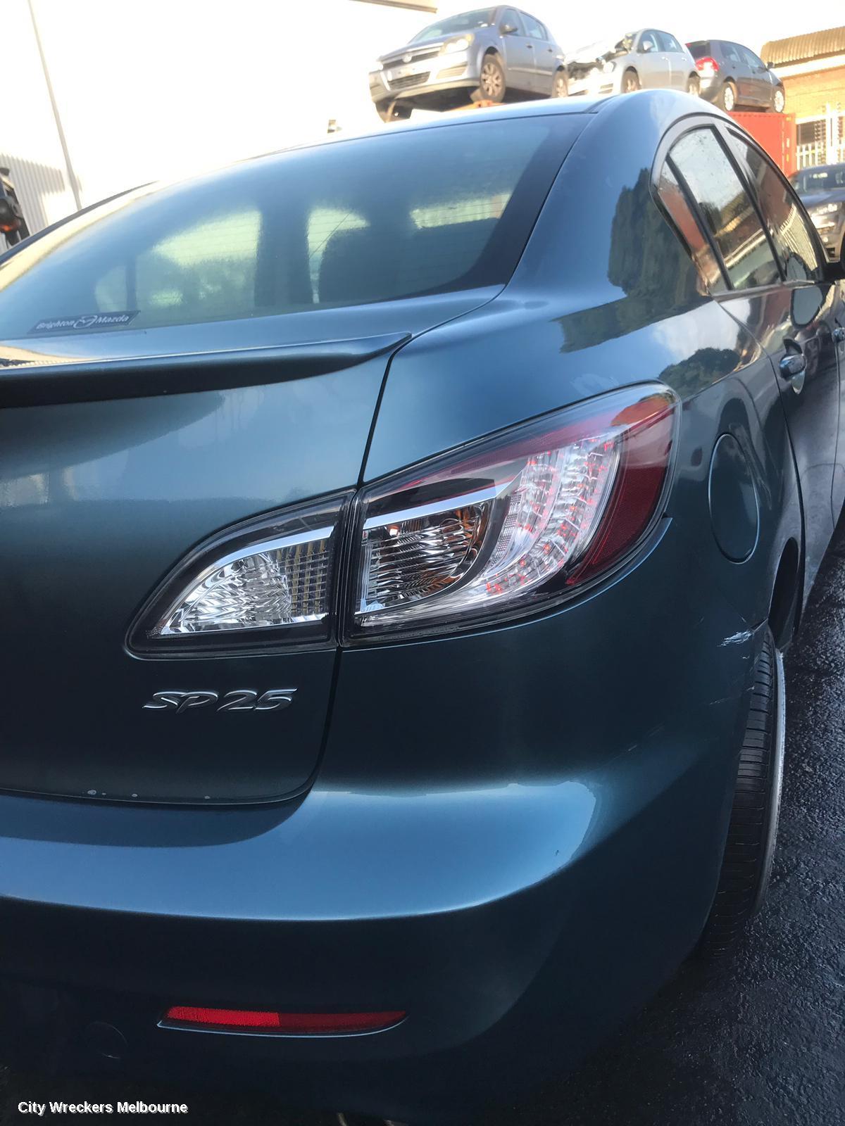 MAZDA 3 REAR GARNISH, BOOTLID LAMP (LH SIDE), BL, 04/2009 - 10/2013
