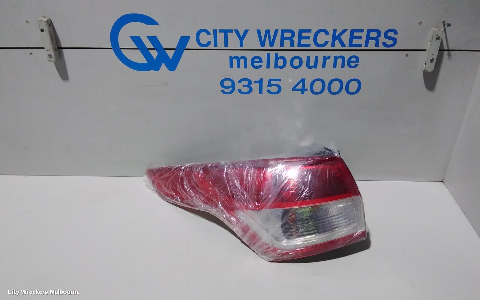 FORD KUGA LEFT TAILLIGHT, TF, IN BODY, TREND/AMBIENTE, STANDARD TYPE, 11/2012 - 09/2016