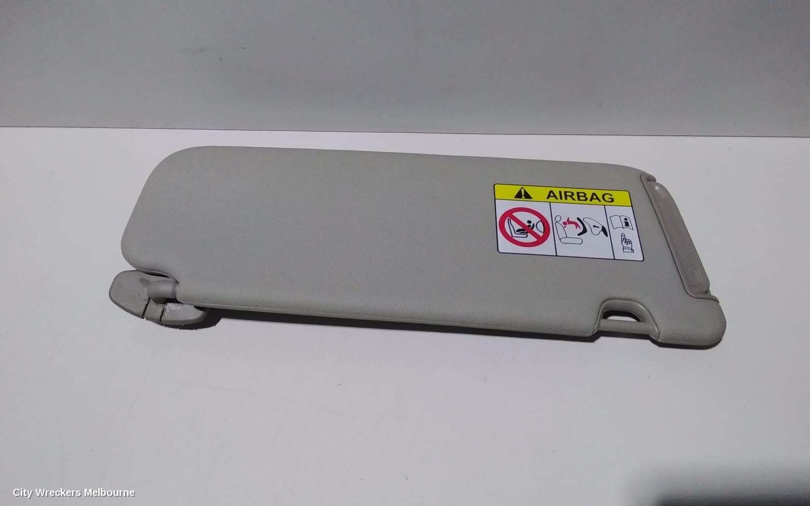 KIA CARNIVAL/GRAND CARNIVAL SUNVISOR, YP, LH SIDE, NON LAMP TYPE, 02/2015 - 10/2020