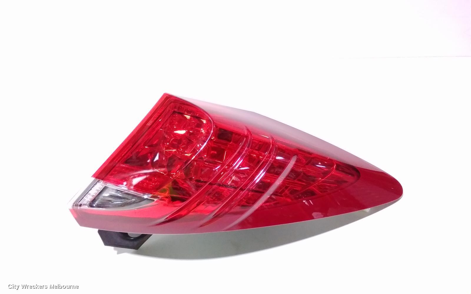 HONDA CIVIC RIGHT TAILLIGHT, 9TH GEN, HATCH (VIN SHHFK), 06/2012 - 03/2015