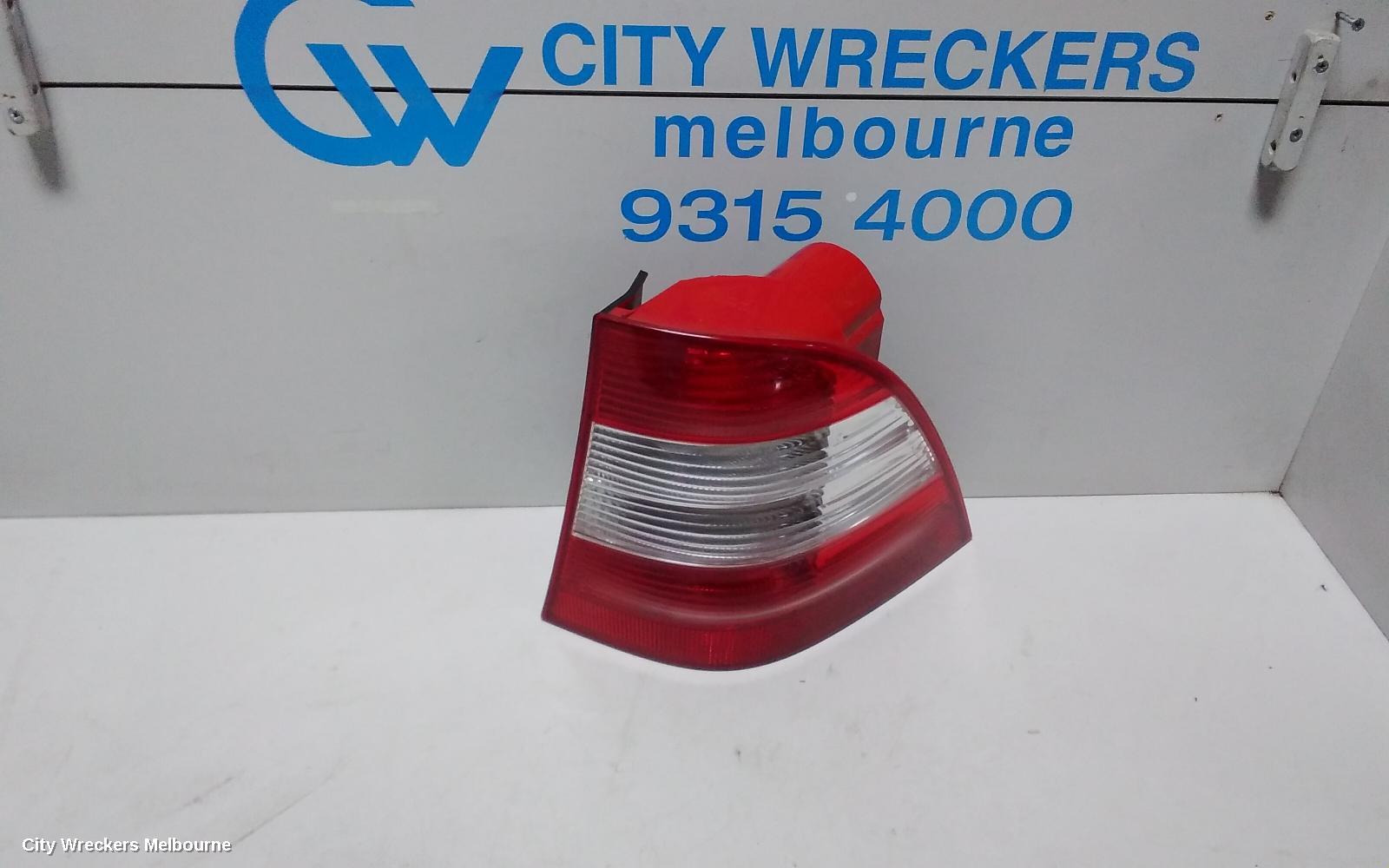 MERCEDES M CLASS RIGHT TAILLIGHT, W163 (UPDATE), 10/2001 - 08/2005