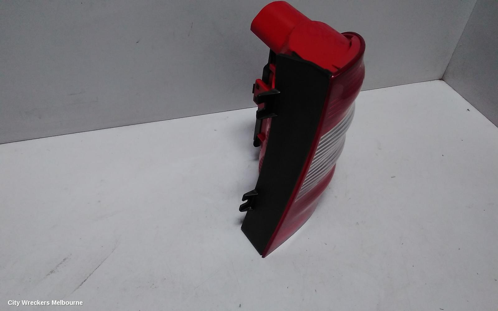 MERCEDES M CLASS RIGHT TAILLIGHT, W163 (UPDATE), 10/2001 - 08/2005