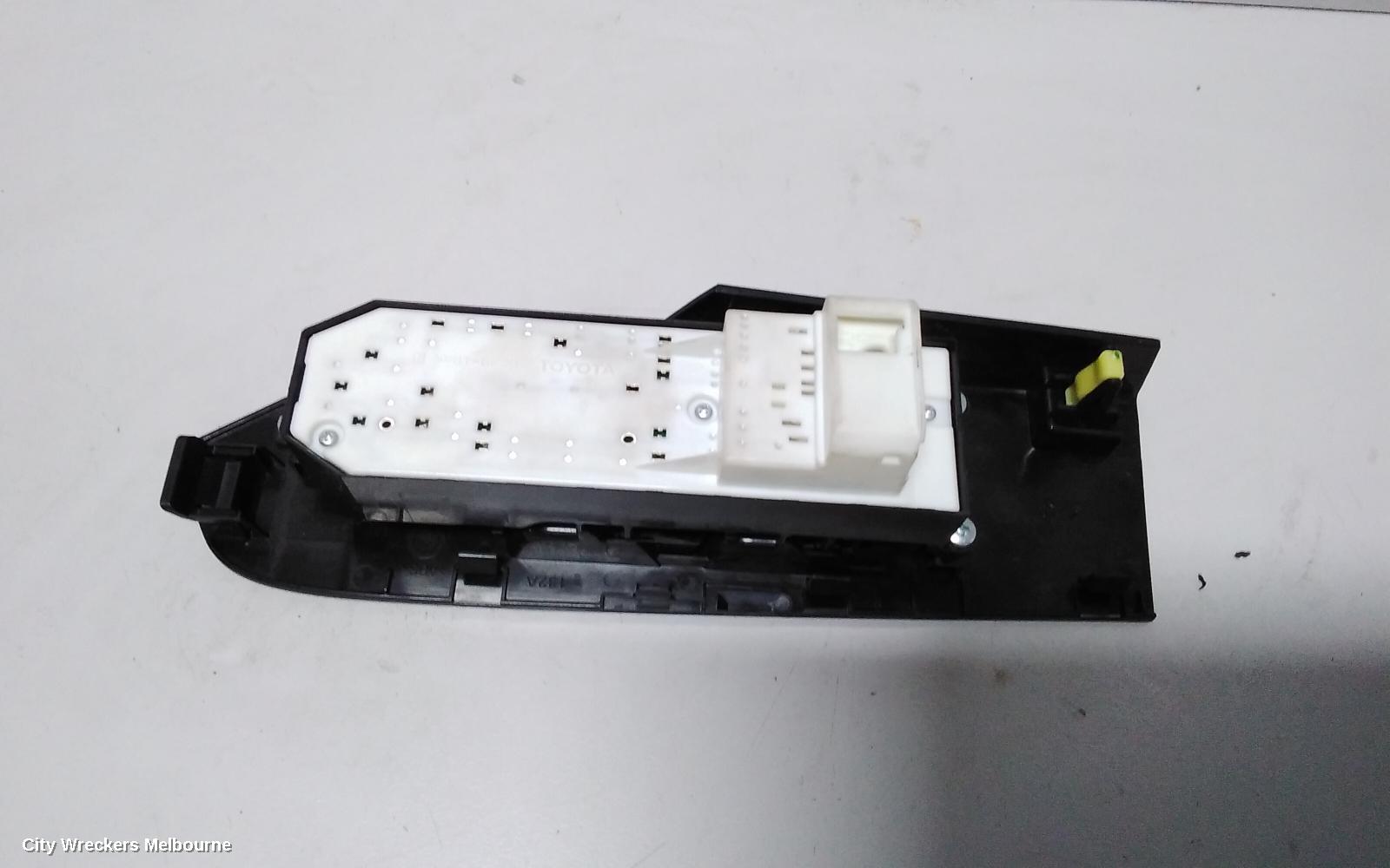 TOYOTA COROLLA PWR DR WIND SWITCH, RH FRONT (MASTER SWITCH), ZRE182R, HATCH, STANDARD, 10/2012 - 03/2015
